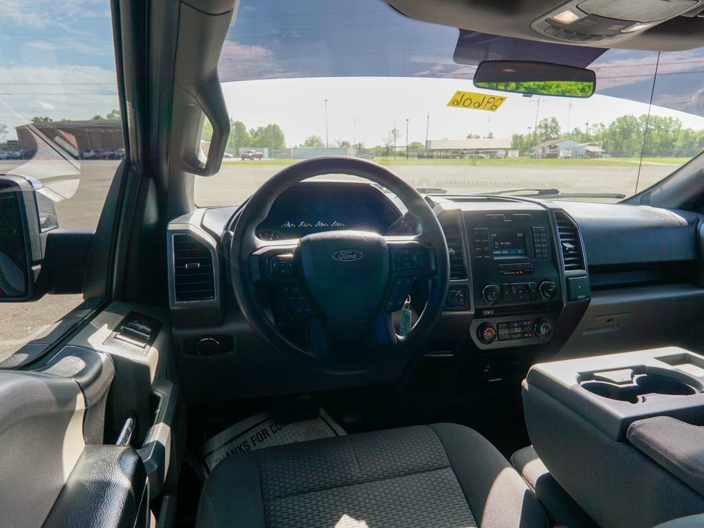 Used 2017 Ford F150 XLT AWD/4WD image 14