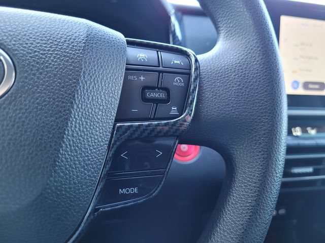 Used 2025 Toyota Camry LE FWD image 14