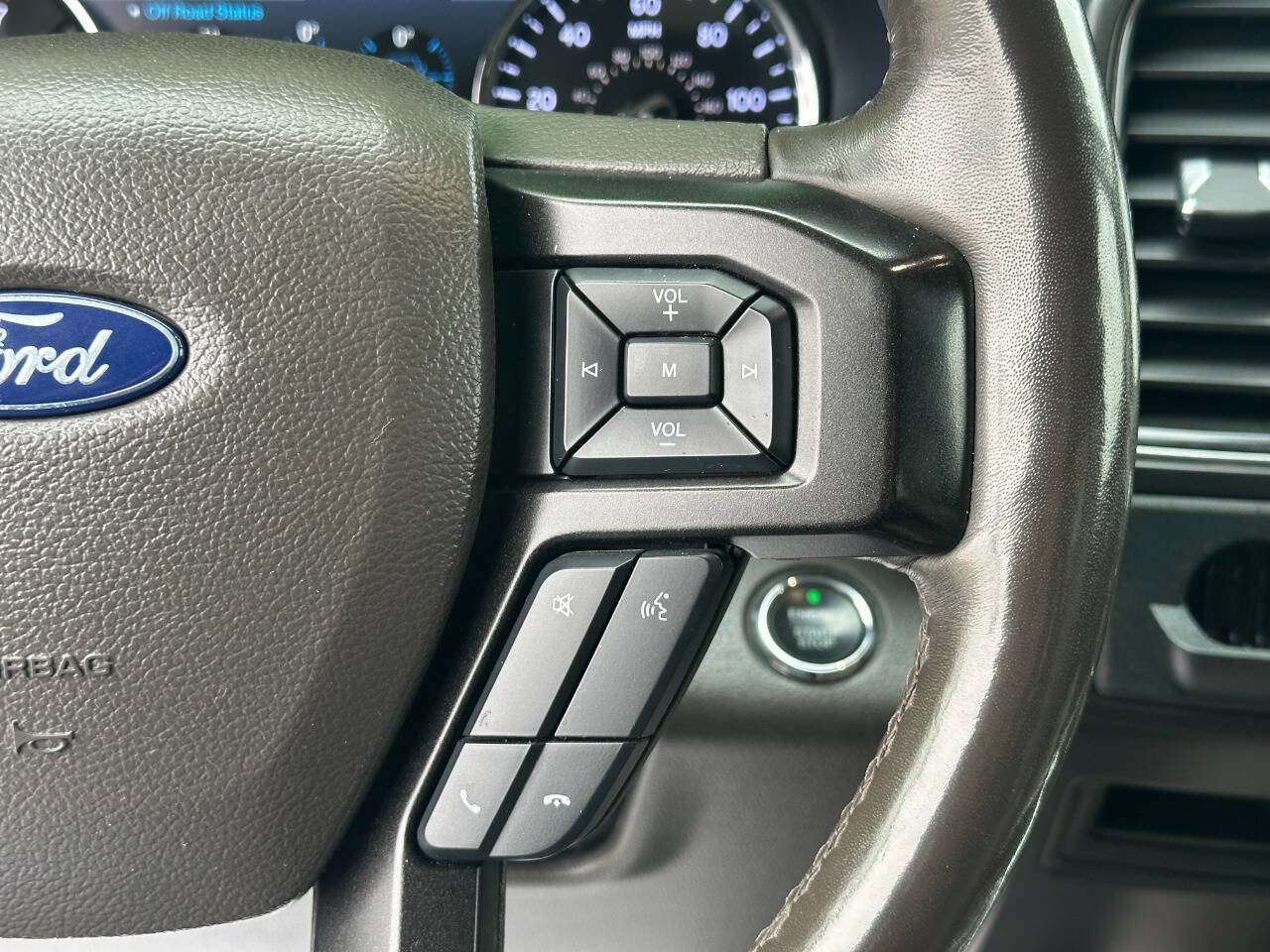 Used 2018 Ford Expedition Limited w/ Equipment Group 302A image 32