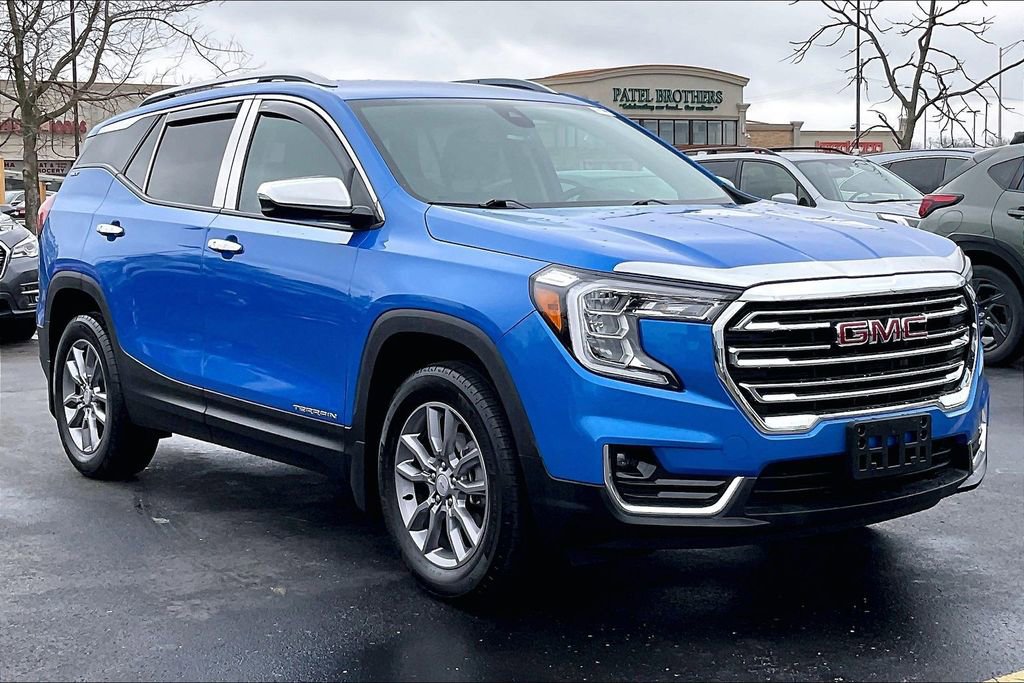 Used 2024 GMC Terrain SLT w/ Infotainment Package II AWD/4WD image 38