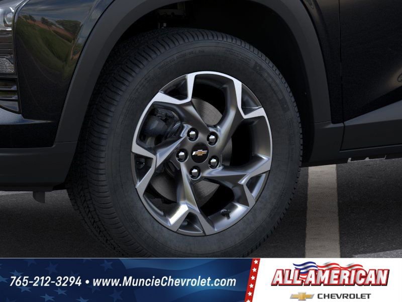 New 2025 Chevrolet Trax LT w/ Driver Confidence Package image 9