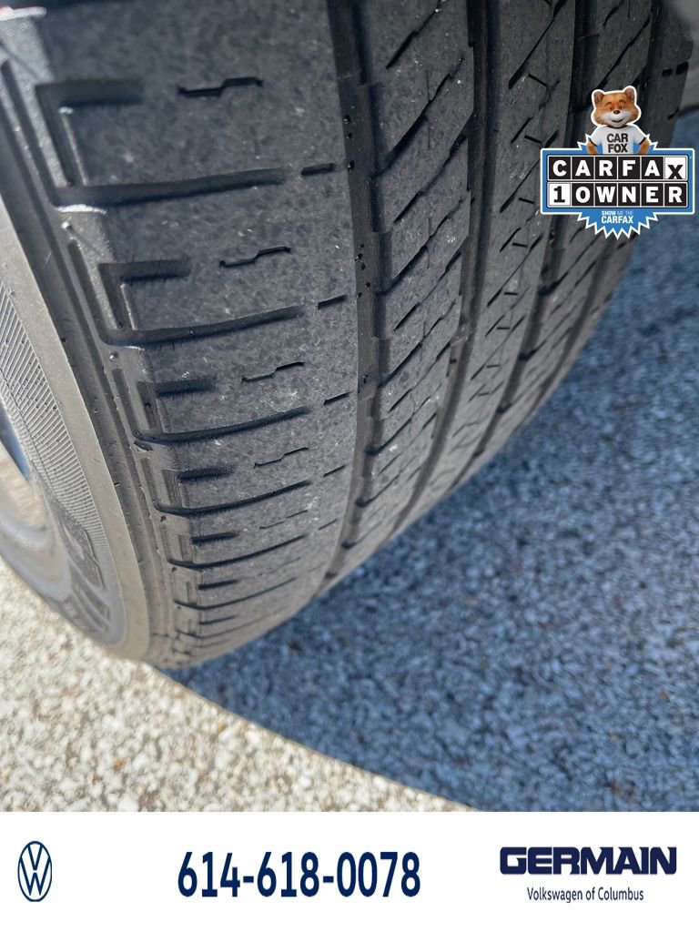 Used 2023 Jeep Grand Cherokee L Laredo AWD/4WD image 17