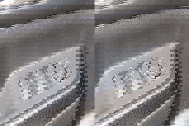 Used 2019 GMC Acadia SLT image 24