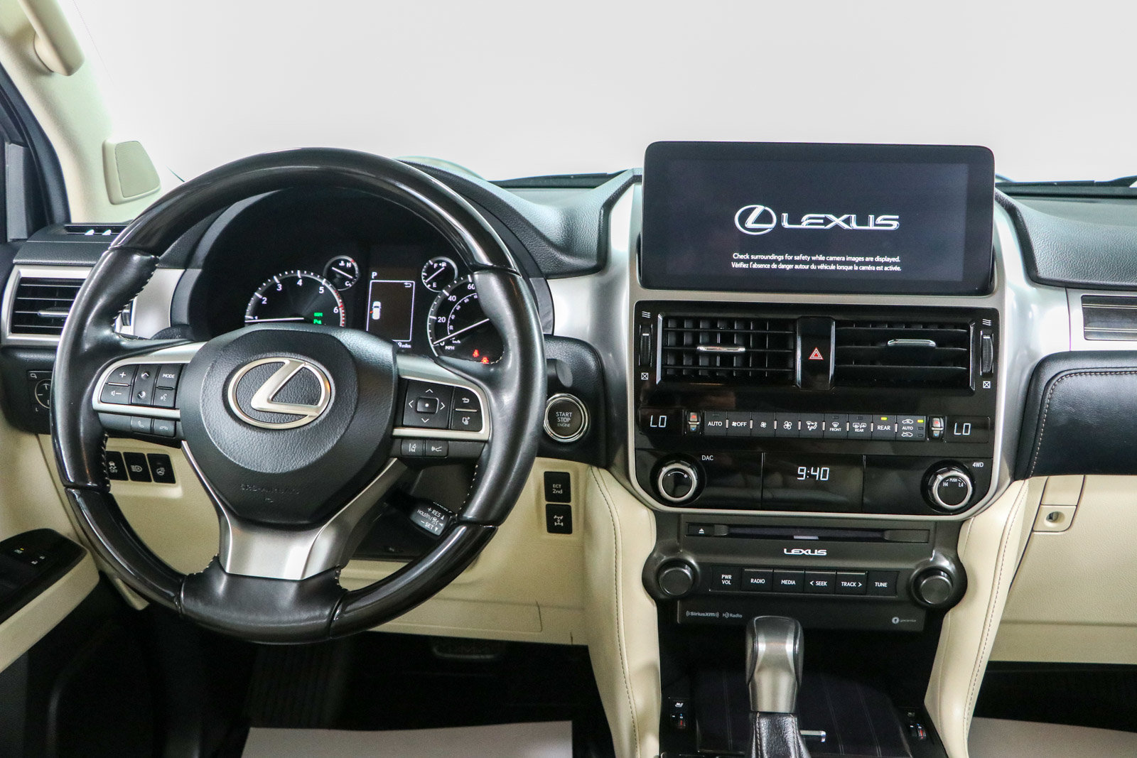 Used 2023 Lexus GX 460 Premium w/ Premium Package AWD/4WD image 18