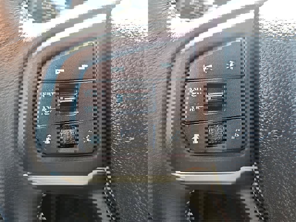 Certified 2025 Honda Ridgeline Sport image 18