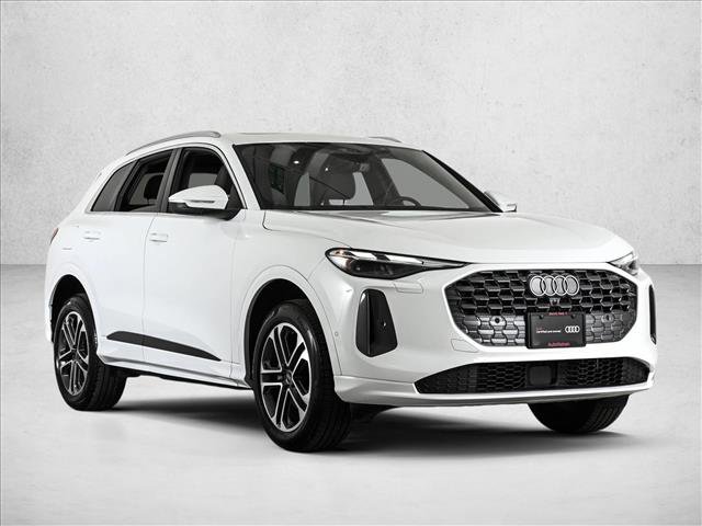 Certified 2025 Audi Q5 Premium w/ Convenience Package AWD/4WD image 3