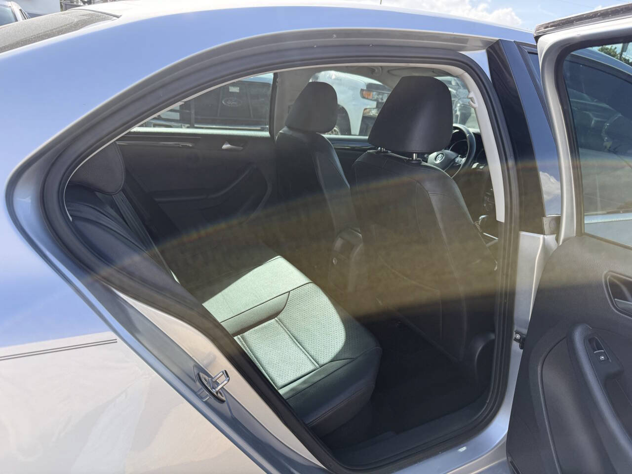 Used 2015 Volkswagen Jetta TDI SEL FWD image 15