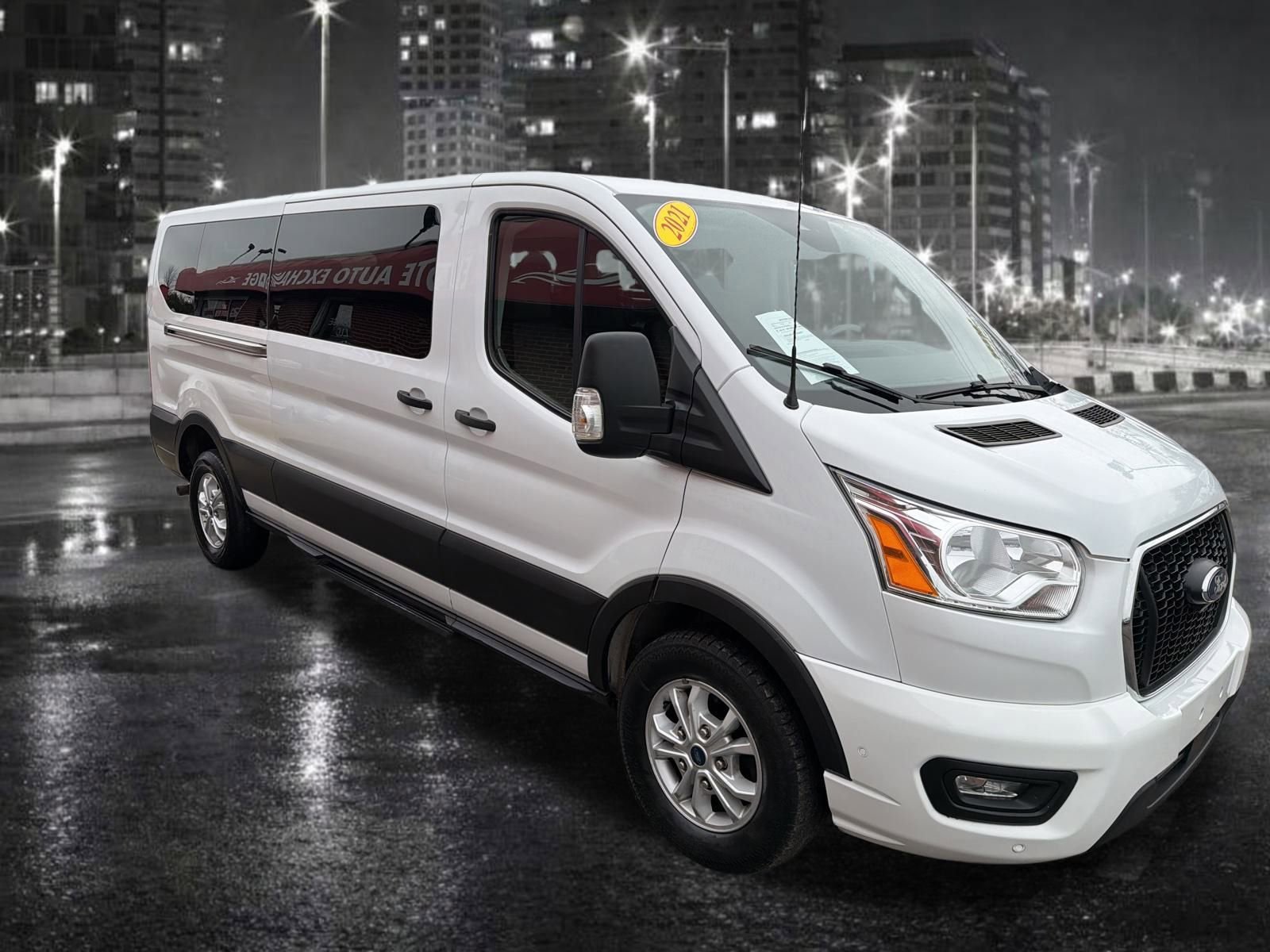 Used 2021 Ford Transit 350 XLT image 9