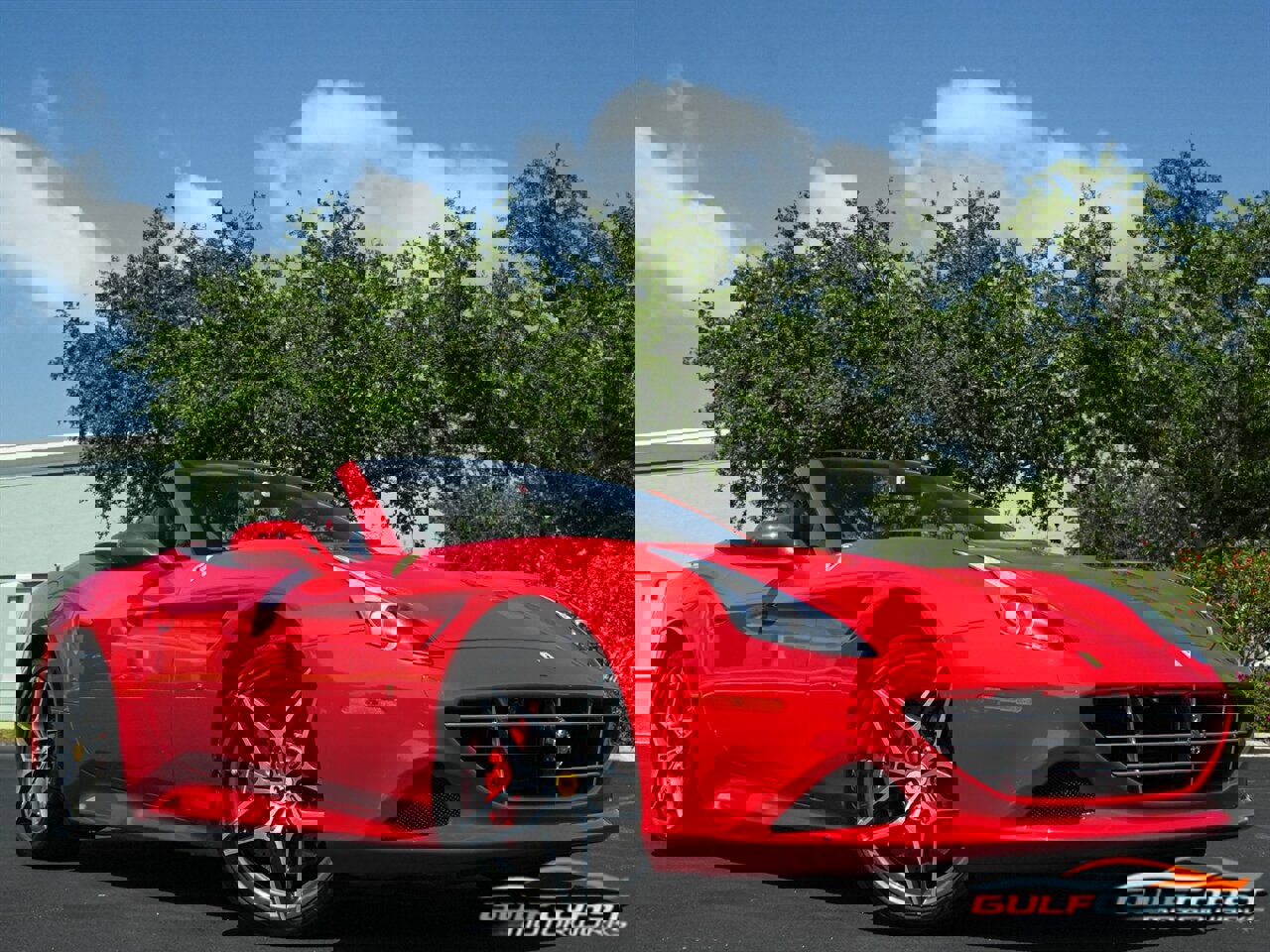 Used 2015 Ferrari California T image 80