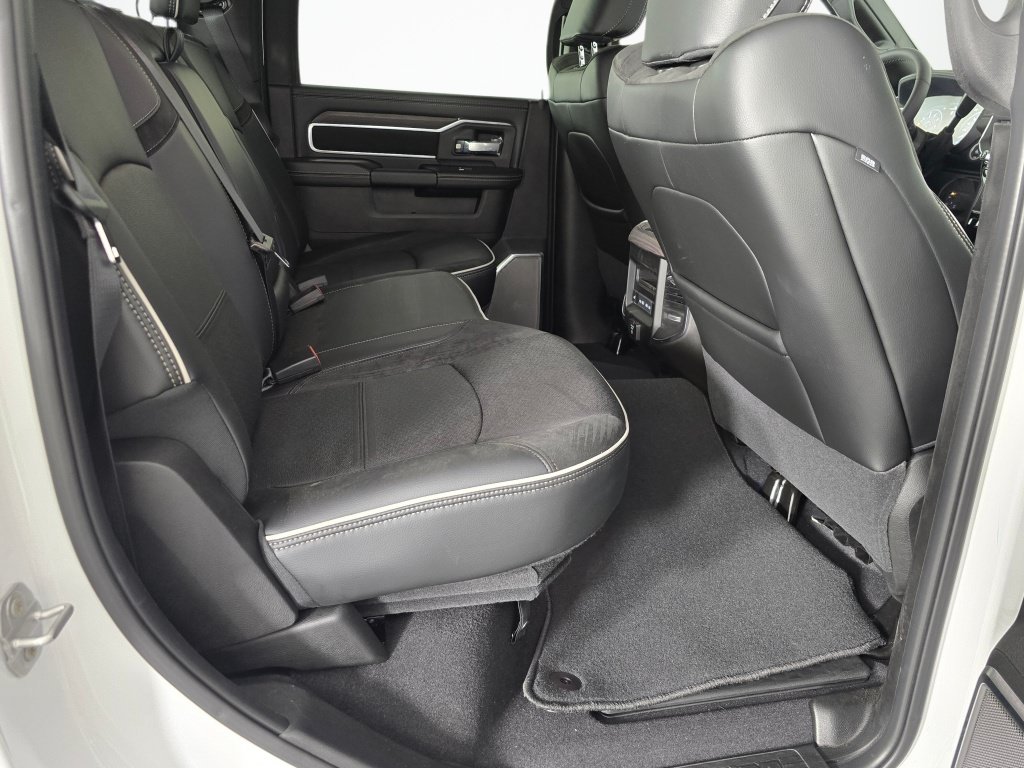 New 2026 RAM 2500 Laramie AWD/4WD image 39
