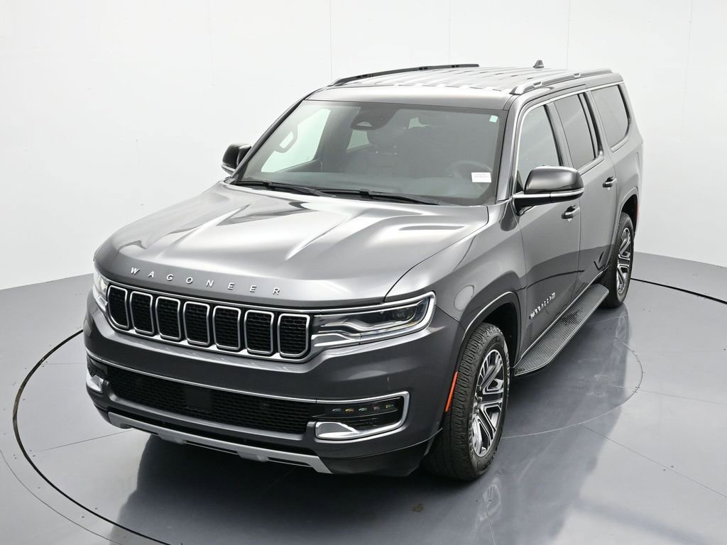 Used 2024 Jeep Wagoneer L Series II RWD image 31