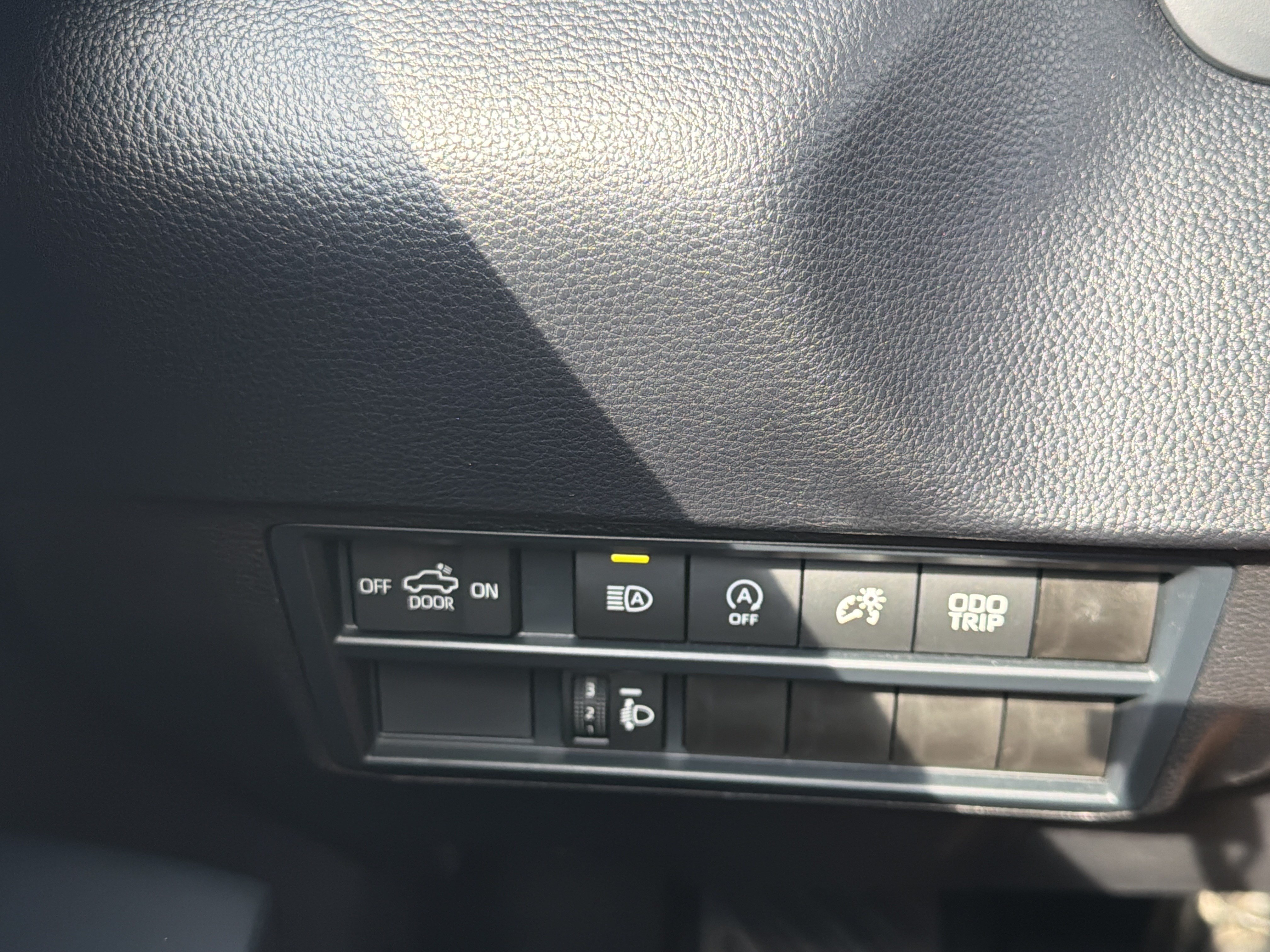 Certified 2025 Toyota Tundra SR AWD/4WD image 13