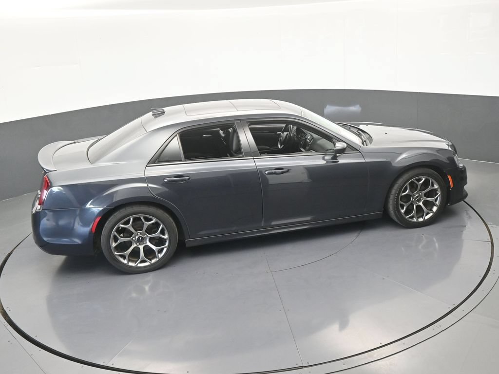 Used 2018 Chrysler 300 S w/ 300S Premium Group RWD image 53