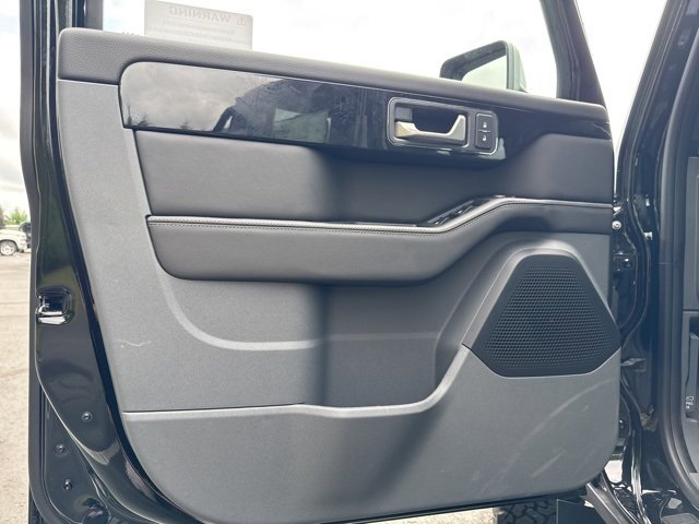 New 2025 INEOS Grenadier Base image 25