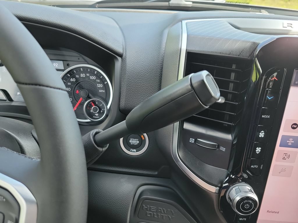 New 2026 RAM 2500 Big Horn AWD/4WD image 17