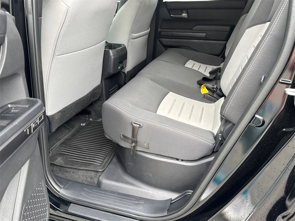 Used 2024 Toyota Tacoma TRD Off-Road image 20