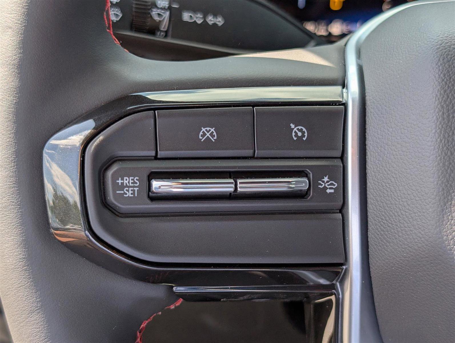 New 2025 Chevrolet Colorado Z71 w/ Technology Package image 17