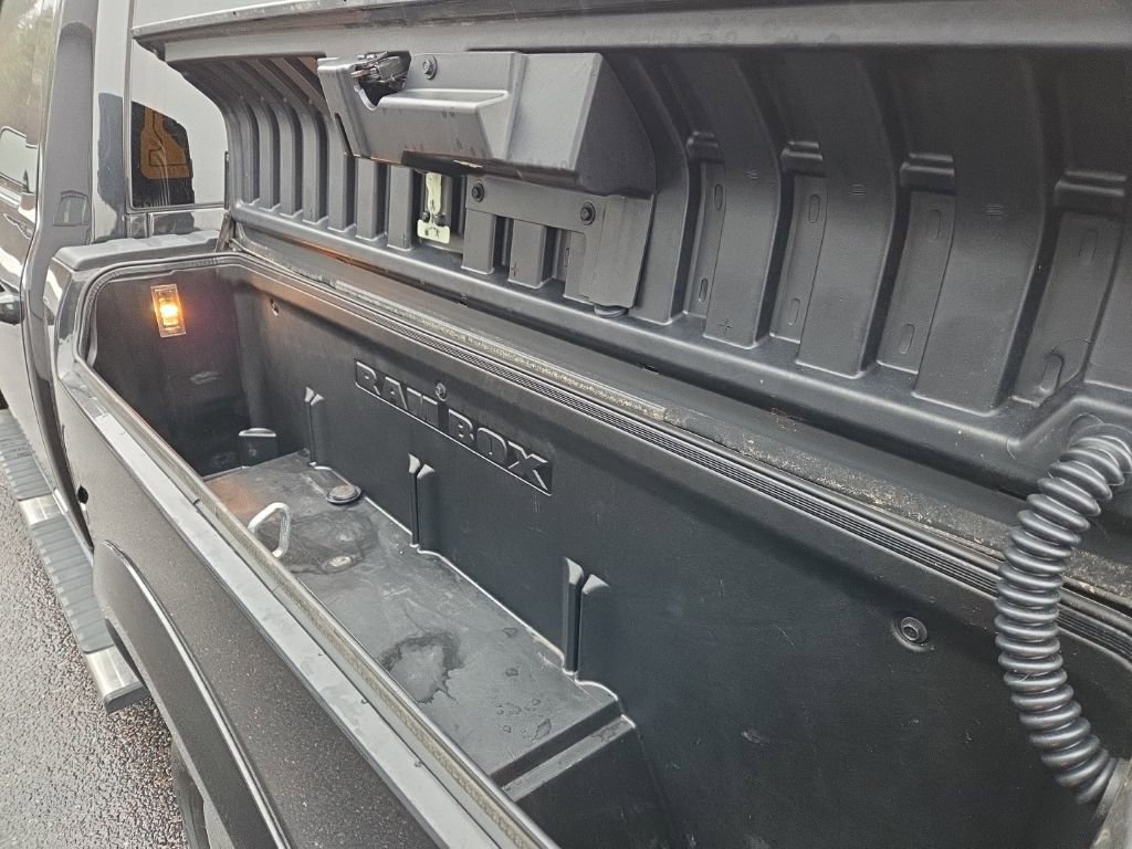 Used 2017 RAM 1500 Limited image 34