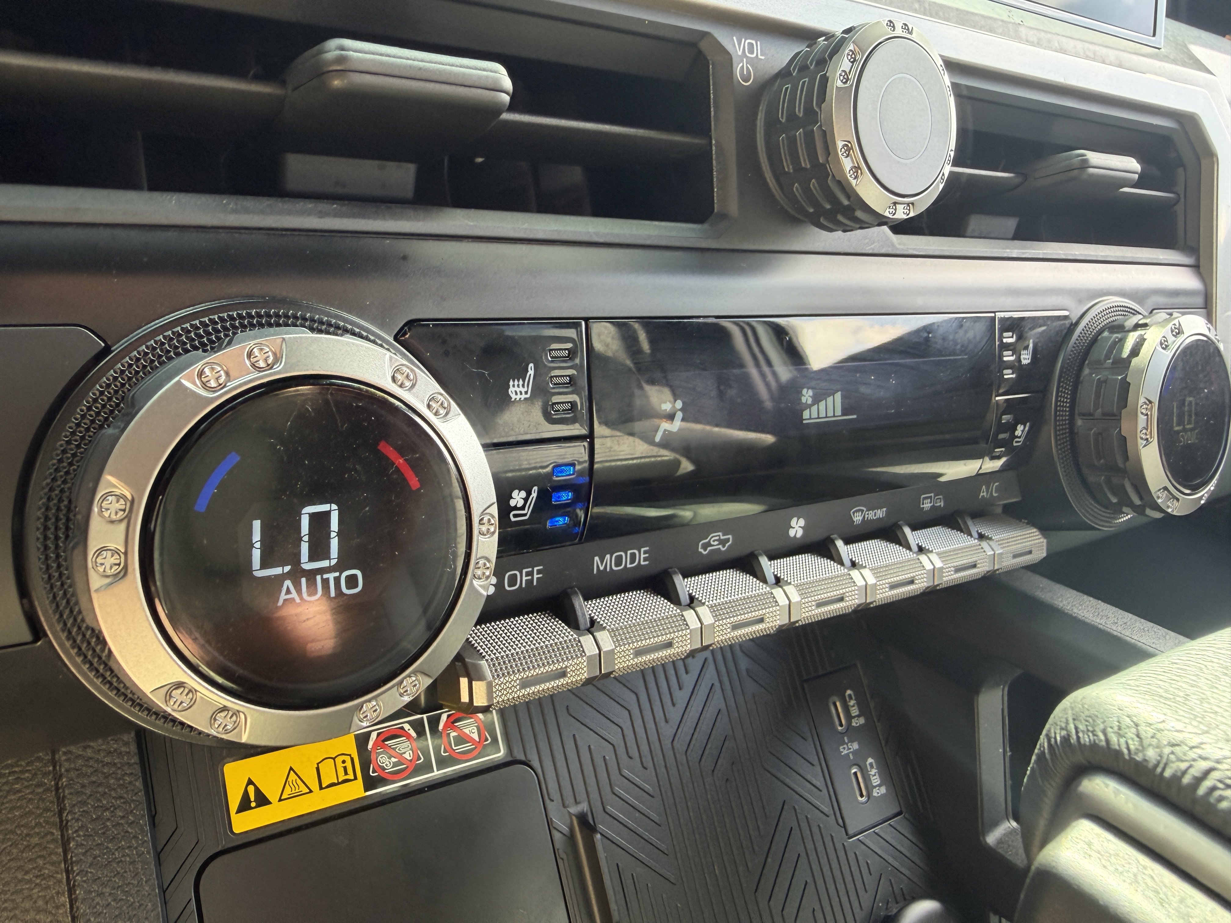 Used 2024 Toyota Tacoma 4x4 Double Cab Hybrid image 47