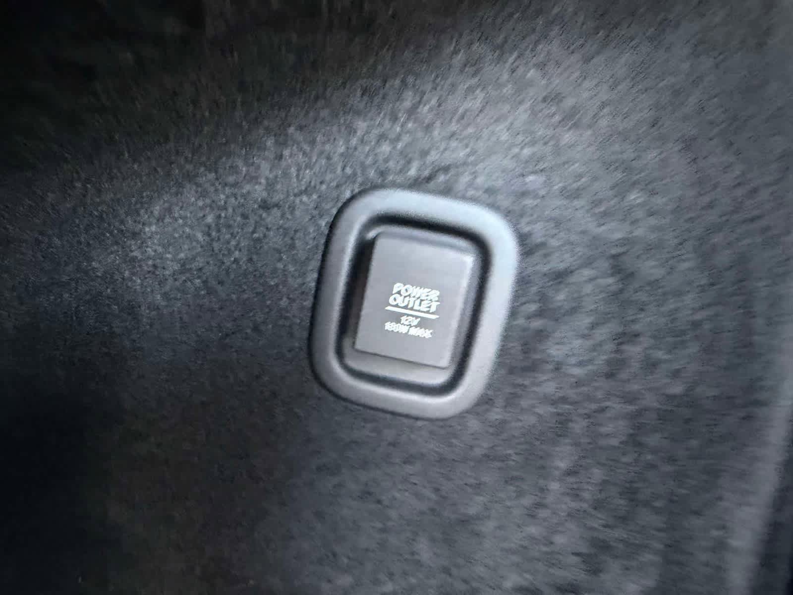 Used 2023 Honda Passport EX-L image 10
