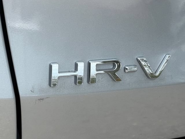 Used 2025 Honda HR-V LX image 10