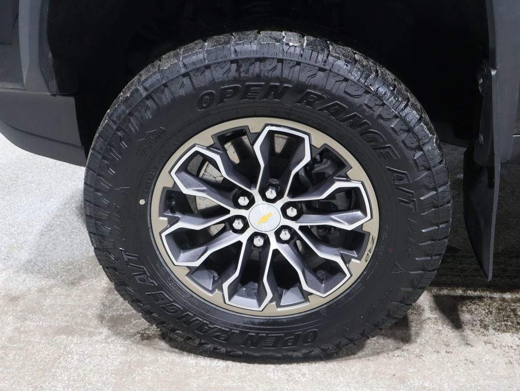 Used 2022 Chevrolet Colorado ZR2 image 9