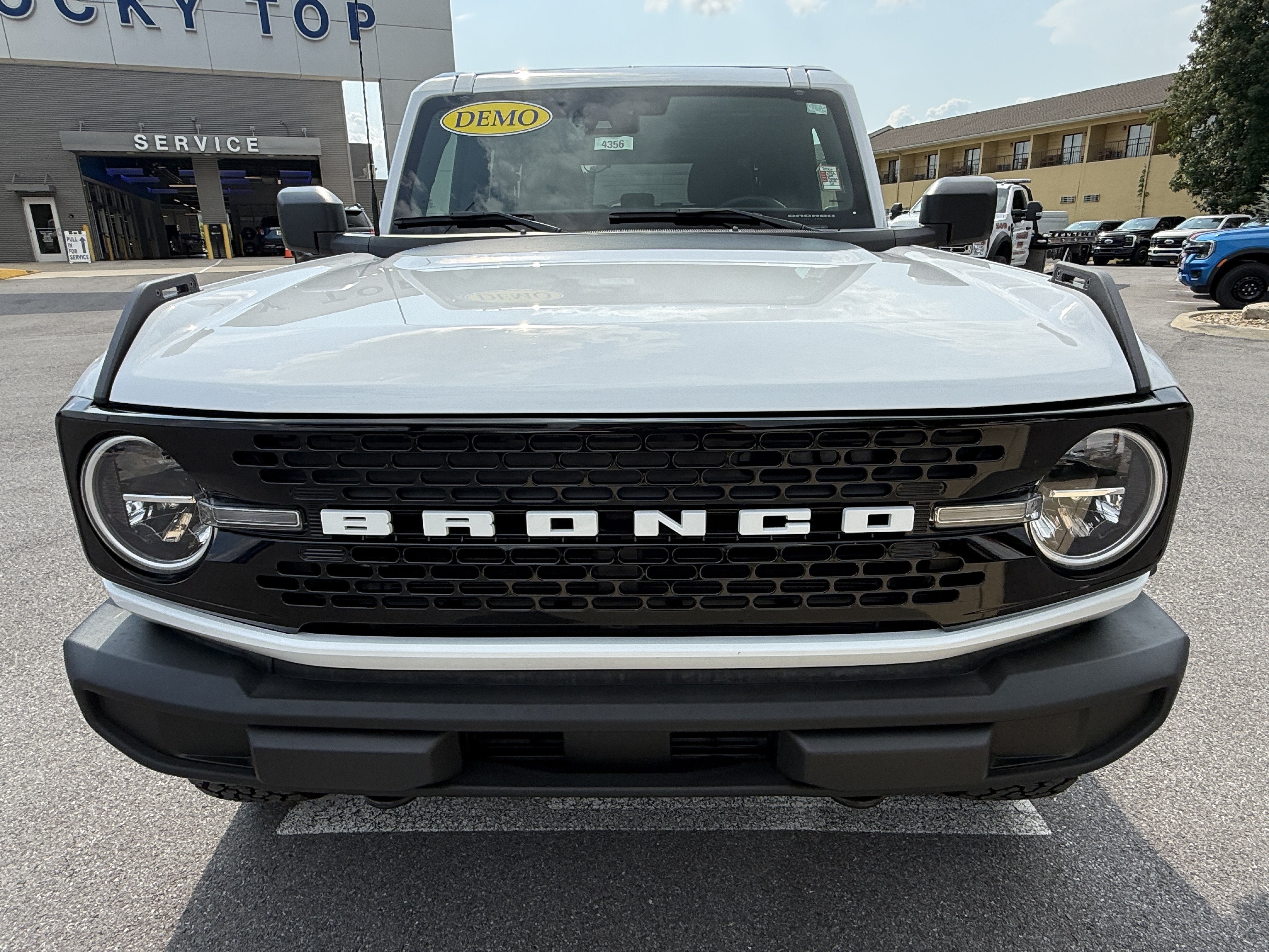 New 2026 Ford Bronco Big Bend AWD/4WD image 2