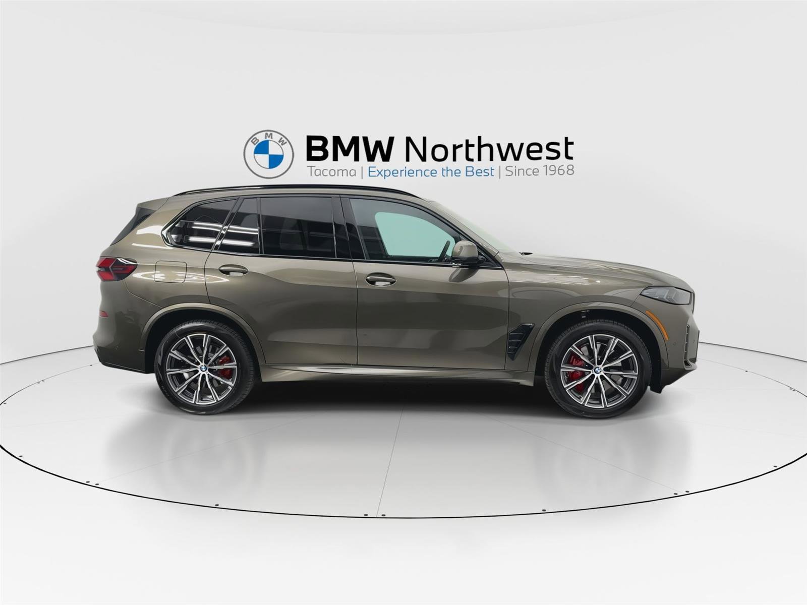 New 2026 BMW X5 xDrive40i w/ M Sport Package AWD/4WD image 5