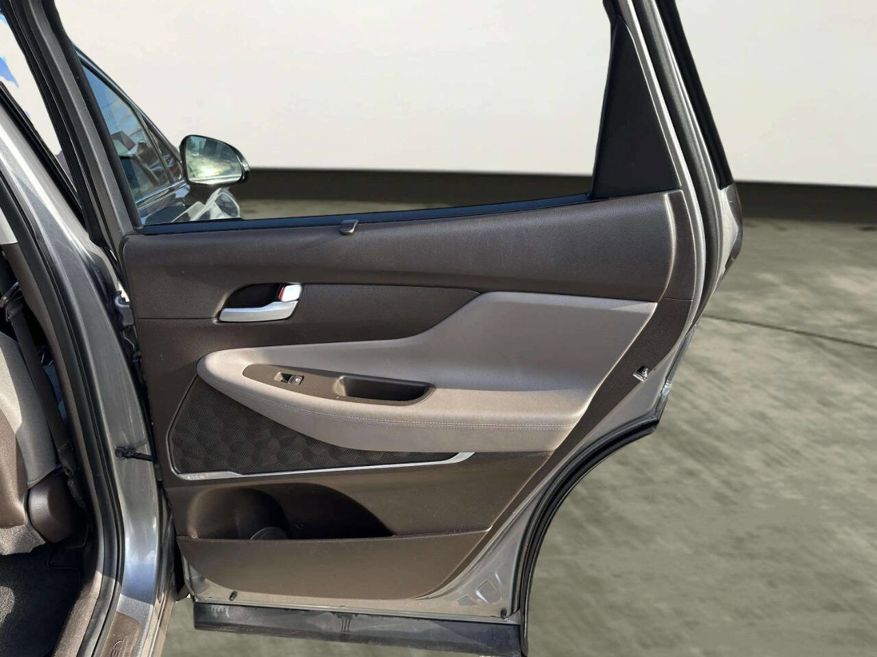 Used 2019 Hyundai Santa Fe SEL AWD/4WD image 14