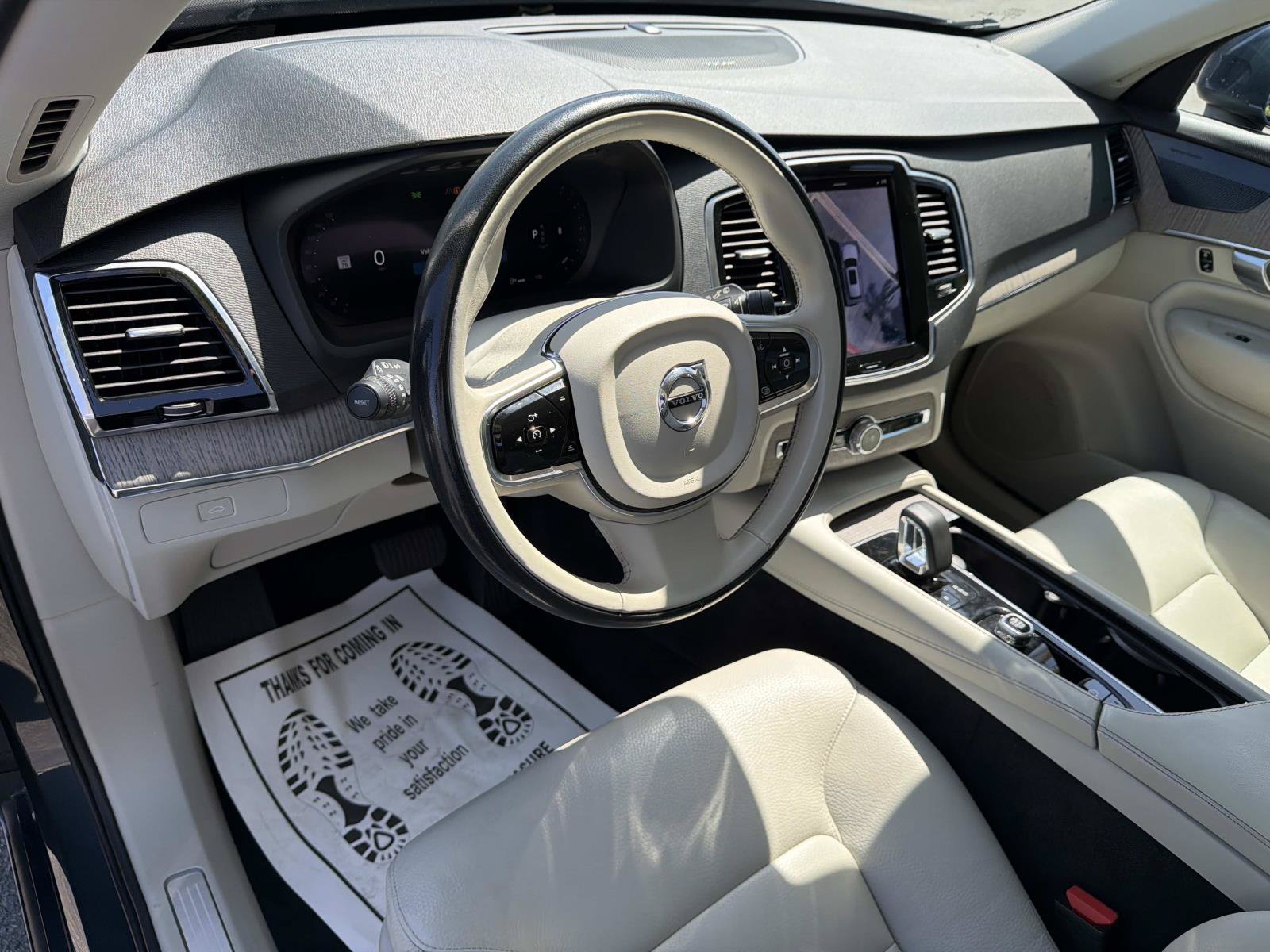 Certified 2023 Volvo XC90 B6 Plus AWD/4WD image 9
