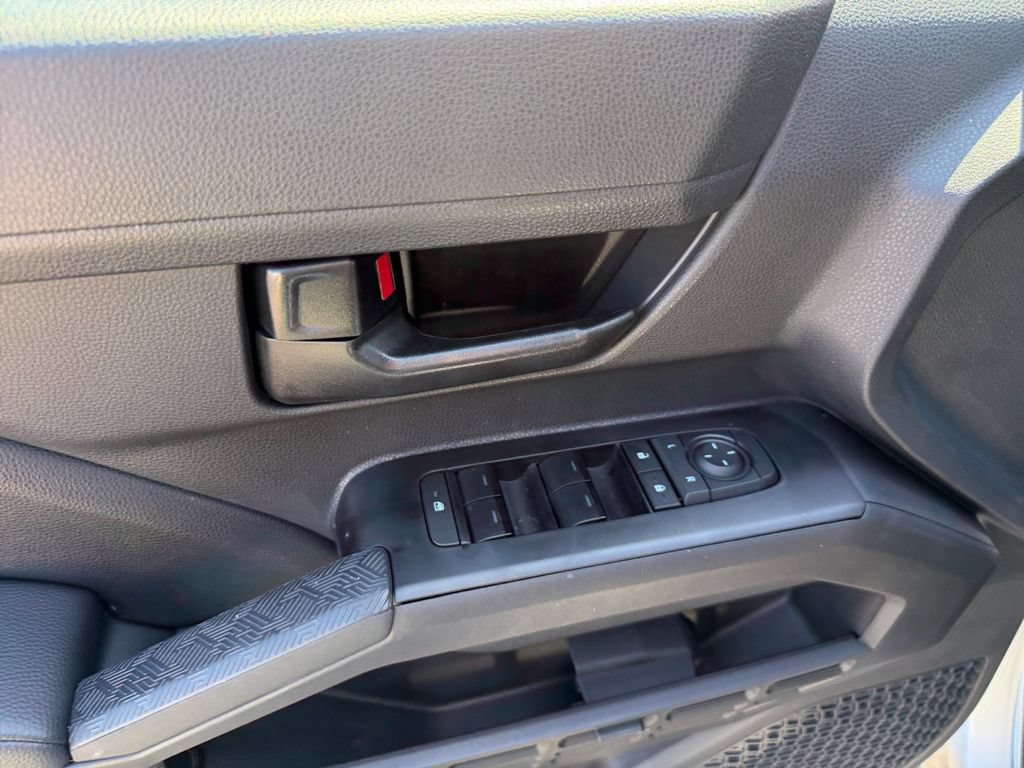 Used 2026 Toyota Tacoma SR5 AWD/4WD image 23