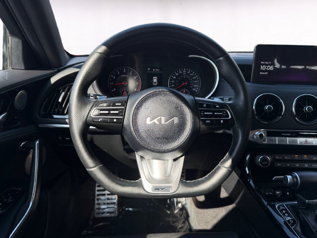 Used 2023 Kia Stinger GT-Line w/ Sun & Sound Package AWD/4WD image 12
