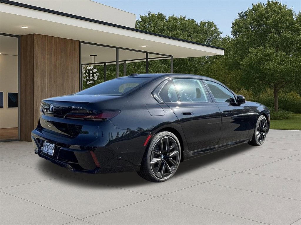 New 2025 BMW 750e xDrive w/ Premium Package image 5