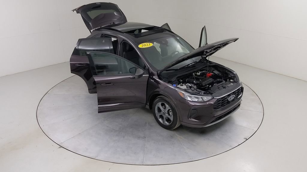 Certified 2023 Ford Escape ST-Line w/ Tech Pack #1 image 46