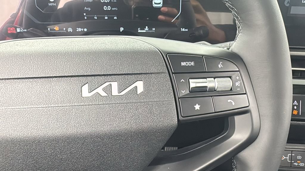 New 2026 Kia Sportage SX image 23