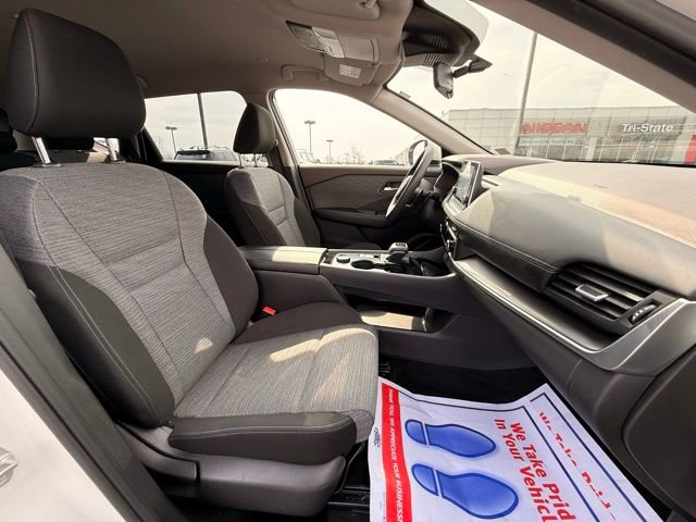 Certified 2023 Nissan Rogue SV image 19