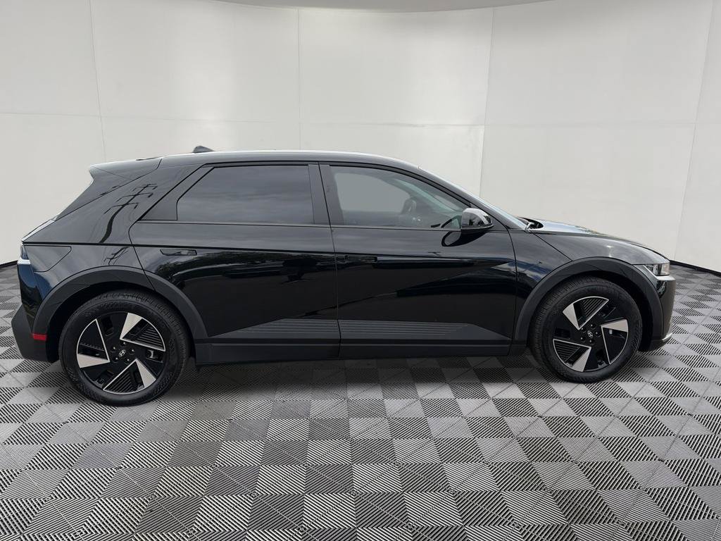 Used 2026 Hyundai Ioniq 5 SEL RWD image 11