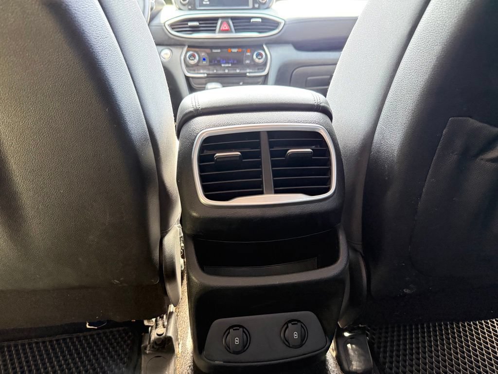 Used 2020 Hyundai Santa Fe SEL w/ Convenience Package FWD image 26