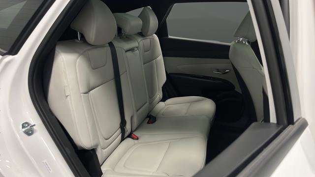Used 2025 Hyundai Tucson Limited AWD/4WD image 25