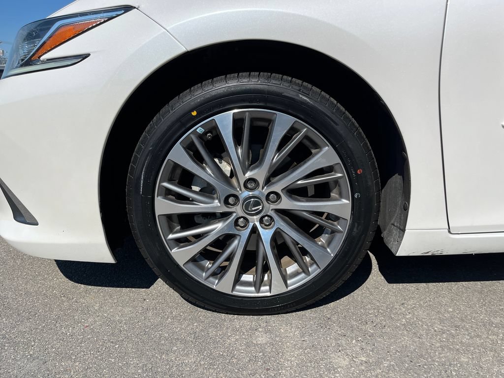 Used 2020 Lexus ES 350 w/ Premium Package FWD image 30