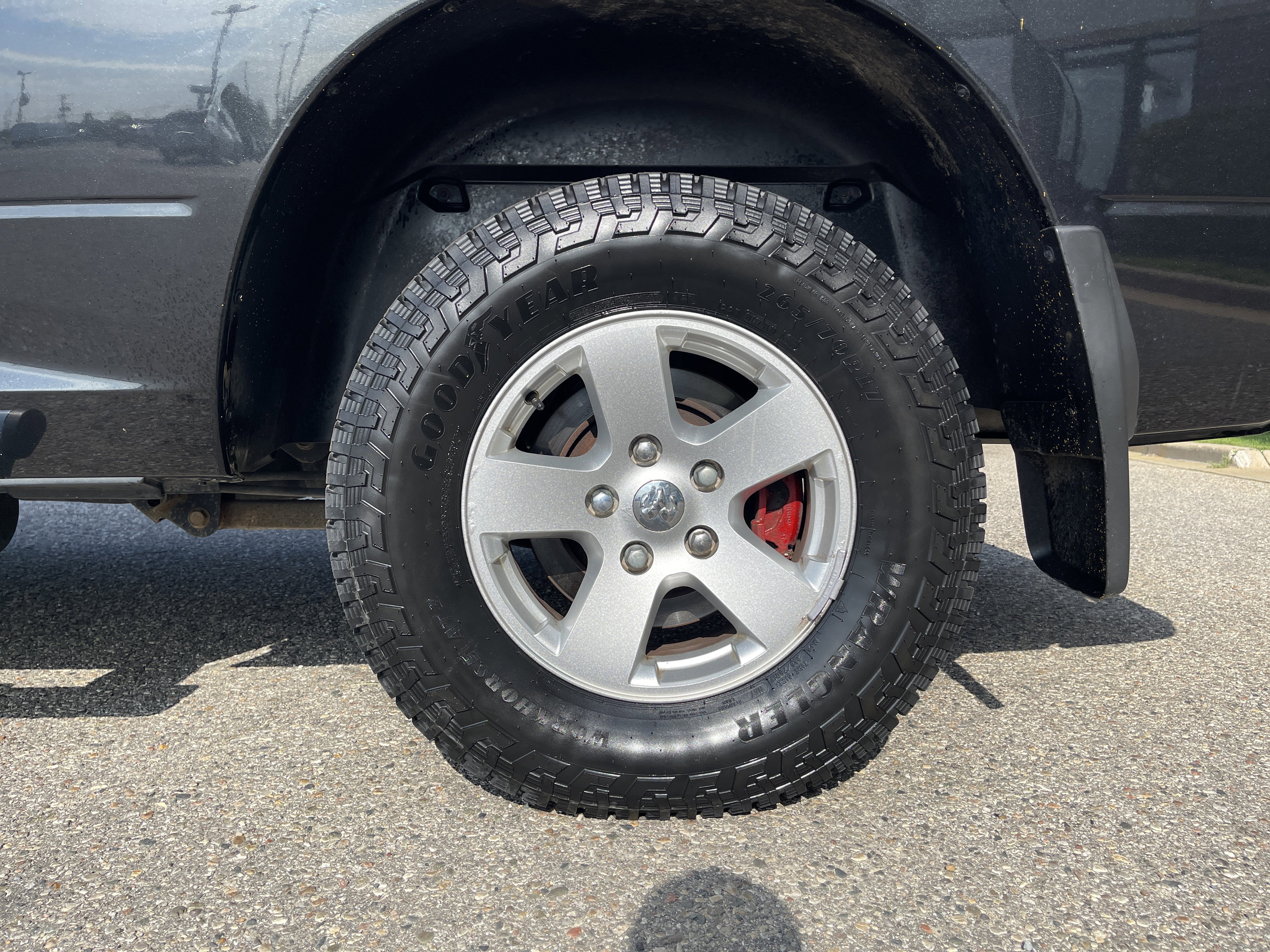Used 2019 RAM 1500 Classic SLT w/ SLT Plus D←cor Group AWD/4WD image 22