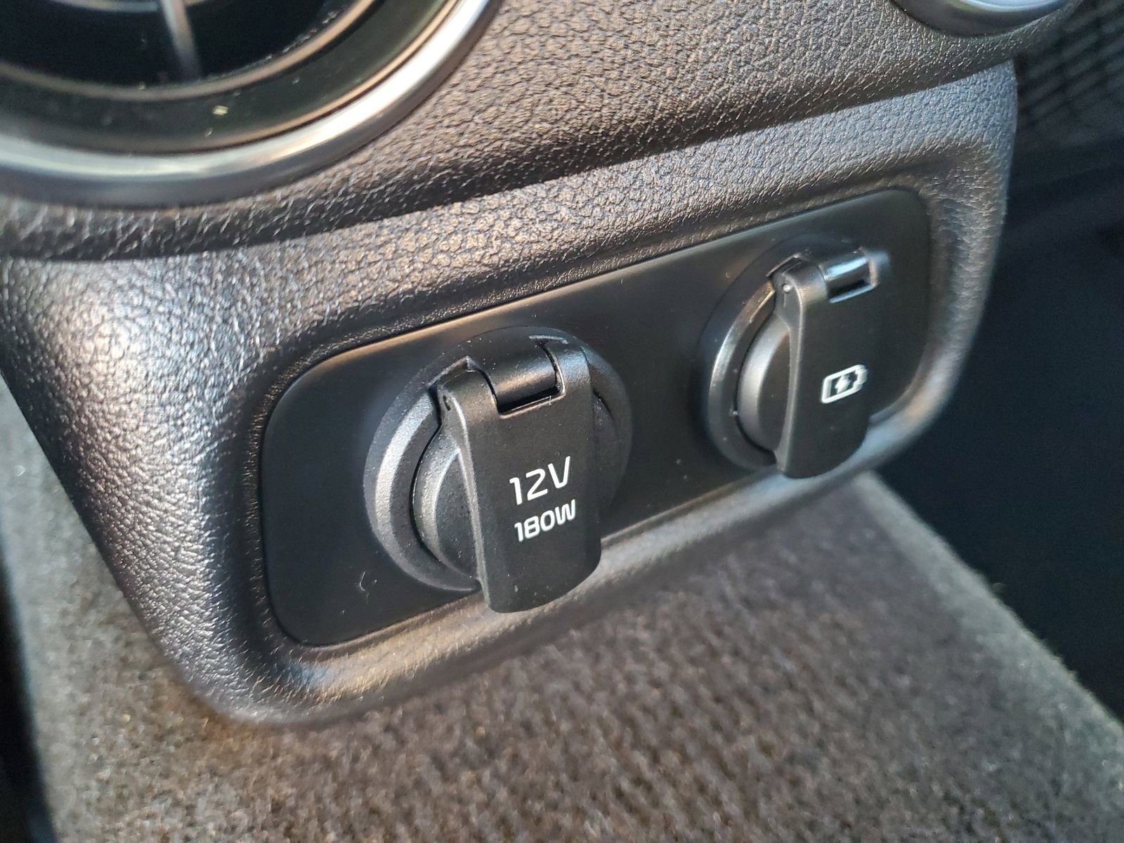 Used 2023 Kia Stinger GT-Line w/ Sun & Sound Package image 11