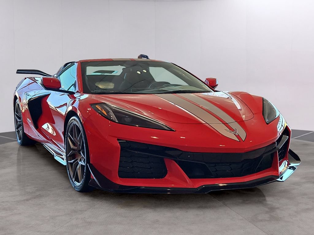 Certified 2024 Chevrolet Corvette Z06 w/ Z07 Performance Package RWD image 3