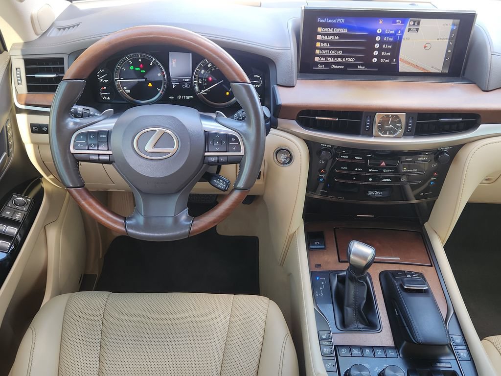 Used 2021 Lexus LX 570 4WD w/ Luxury Package image 27