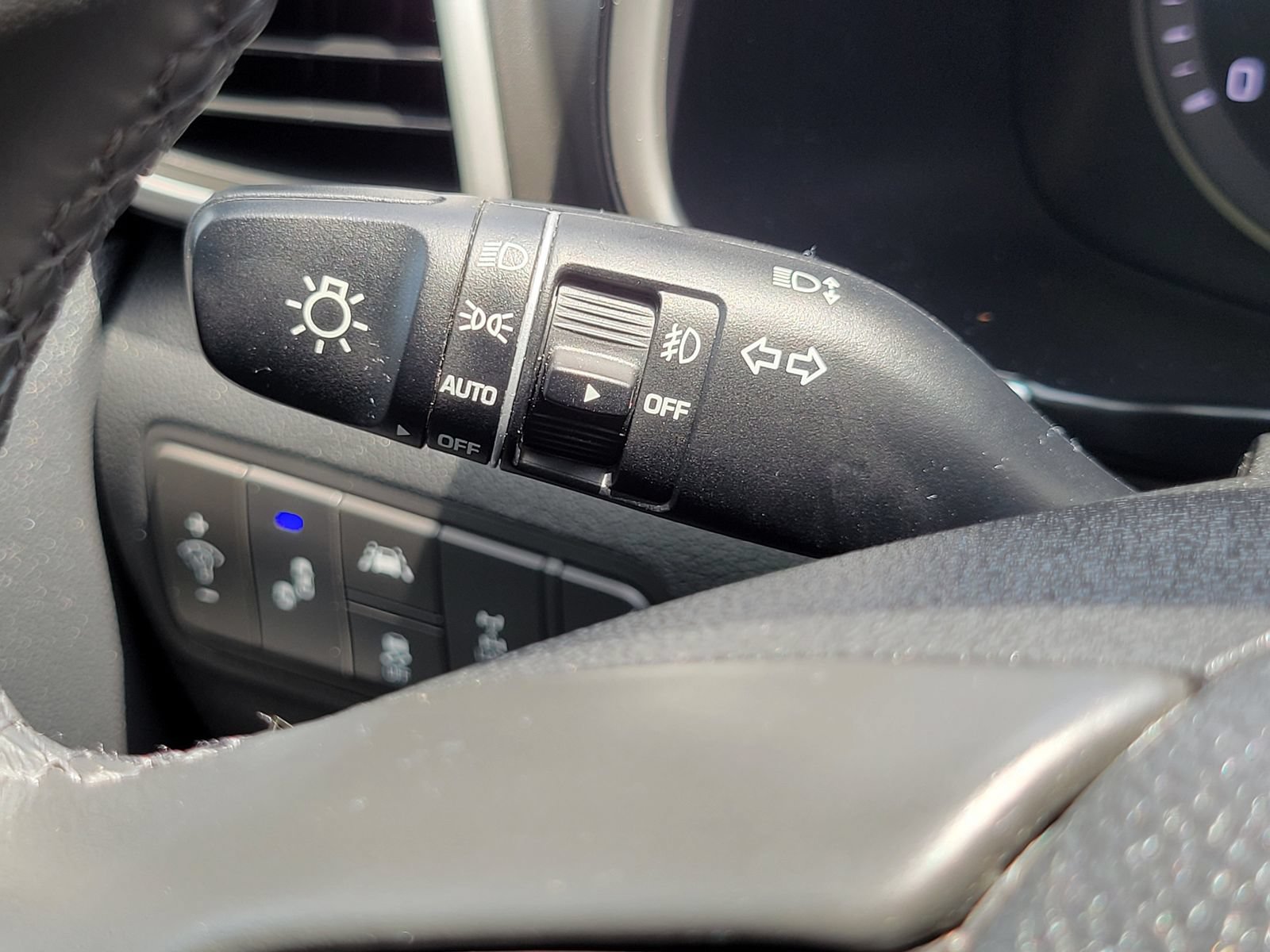 Used 2021 Hyundai Tucson Limited AWD/4WD image 16