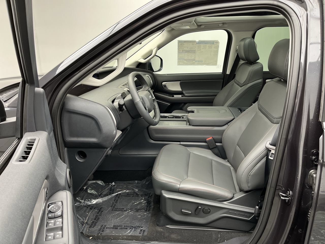 New 2025 Ford Expedition Max Active AWD/4WD image 3