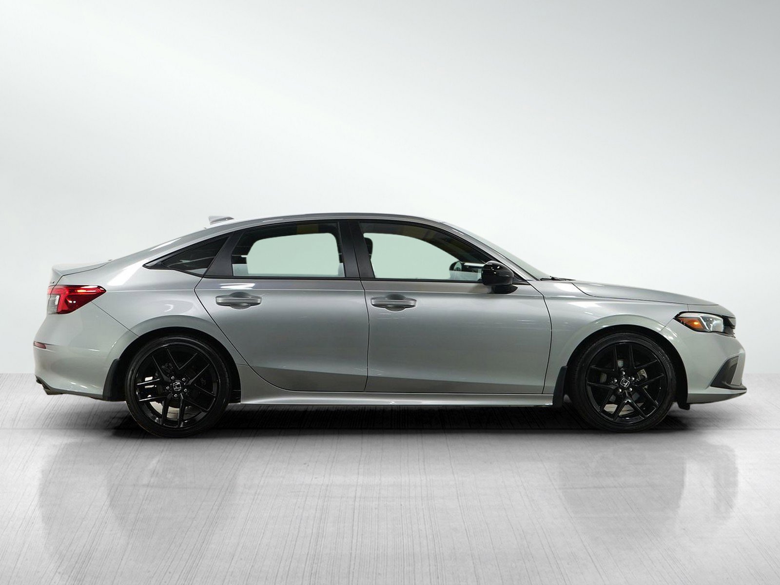 Used 2023 Honda Civic Sport image 6