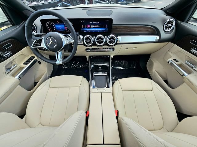 New 2026 Mercedes-Benz GLB 250 4MATIC image 26