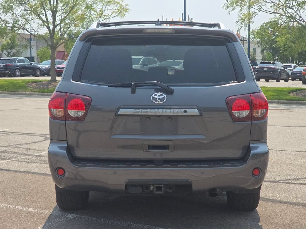 Used 2018 Toyota Sequoia Platinum AWD/4WD image 13