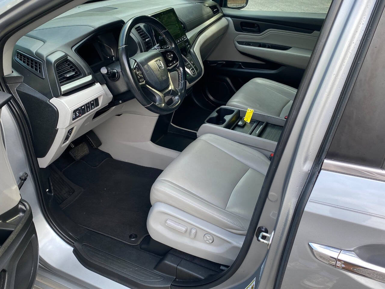 Used 2019 Honda Odyssey Touring image 12